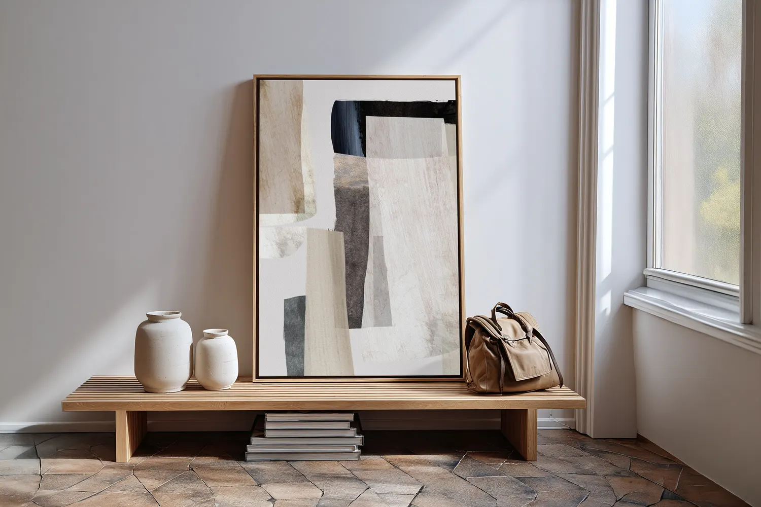 Leinwandbild Clay No2, von Dan Hobday, gerahmt, auf einer Holzbank